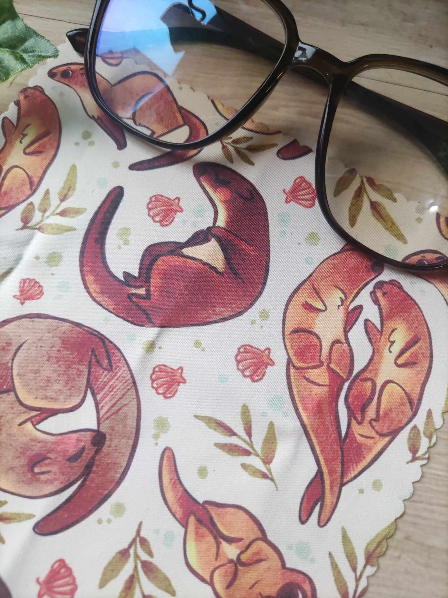 Adorable Chiffon Microfibre Pour Lunettes " Famille de Loutres"