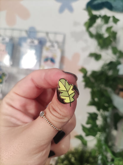 Adorable Mini Pins ~ Mini Feuille d'Automne